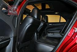 کرایسلەر 300